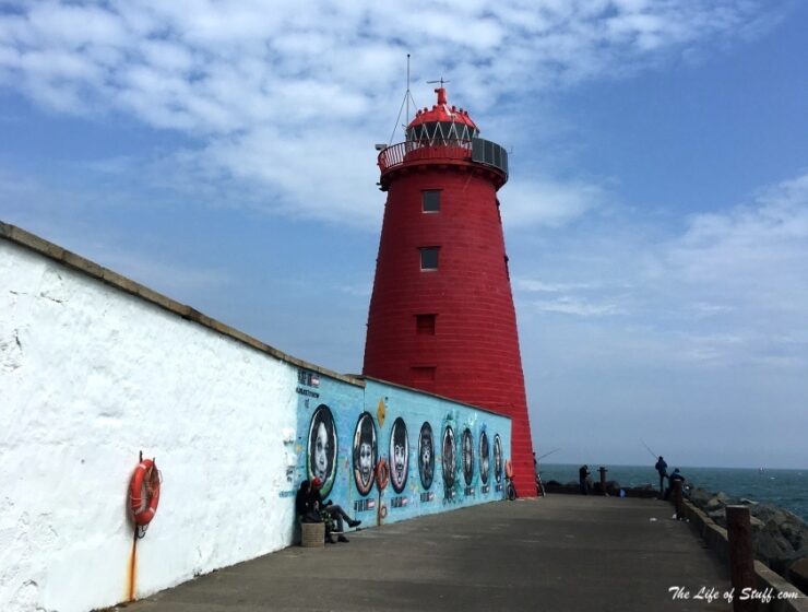 The 5 Best Romantic Walks and Strolls in Dublin City - Poolbeg Lighthouse