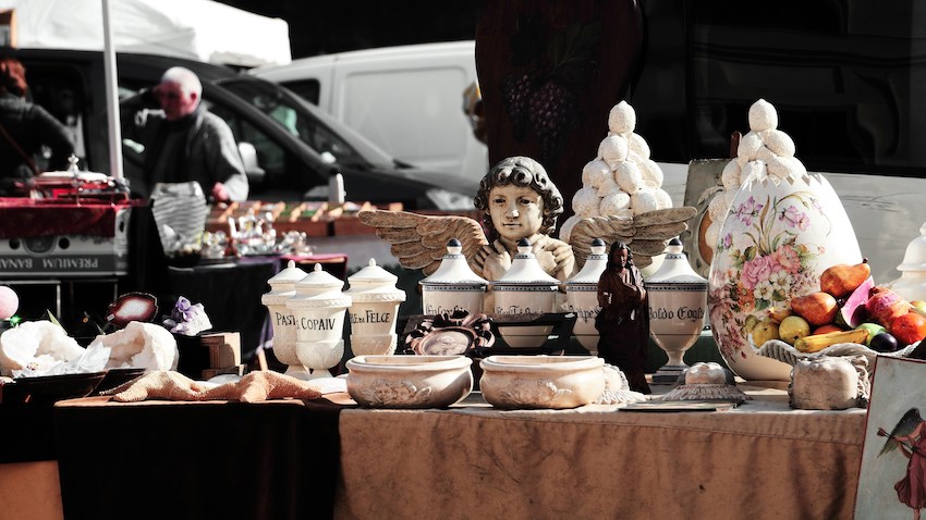 Where to Find Old and Unwanted Items to Sell for Cash - Car Boot Sales