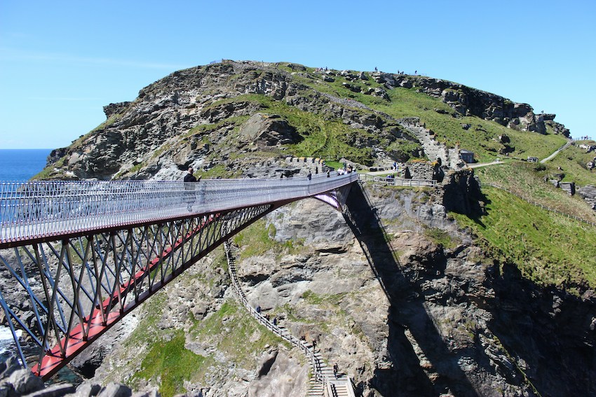 Must-See Attractions for Your Cornwall Trip - Tintagel Castle